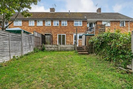 3 bedroom terraced house to rent - Photo 2