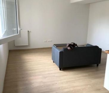 Location Appartement 2 pièces 49m² LAGNY SUR MARNE 77400 - Photo 2