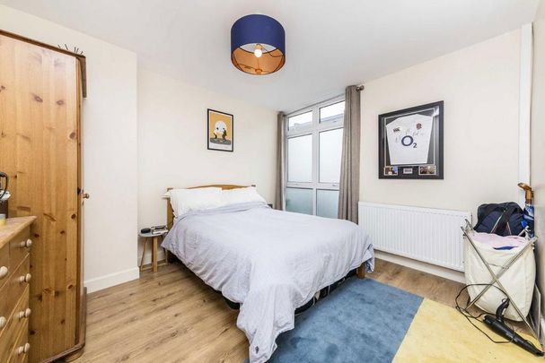 4 bedroom house to rent - Photo 1
