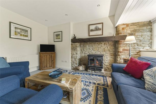 3 bedroom detached house to rent - Photo 1