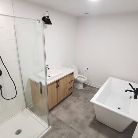 Magnifique Logement 4 1/2 et 5 1/2 - Photo 3