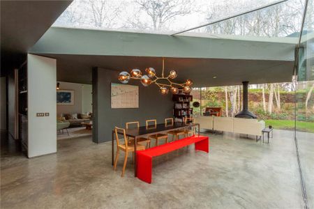 5 bedroom detached house to rent - Photo 4