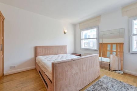 3 bedroom flat to rent - Photo 2