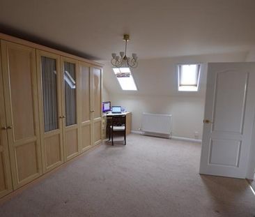 3 bedroom detached house to rent - Photo 5