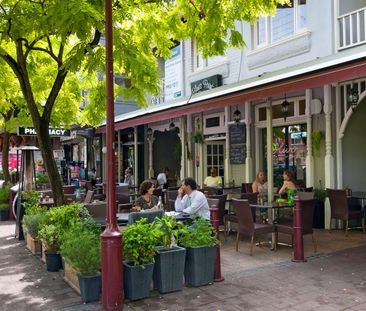 Sunny Apartment with Harbour Views - Photo 5