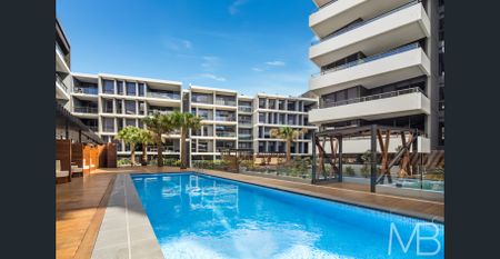 MODERN INNER-CITY APARTMENT WITH LIFESTYLE CONVENIENCE - Photo 4