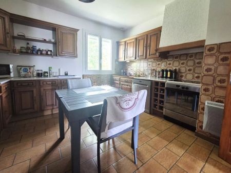 Location Maison 5 pièces 110 m2 à Marssac-sur-Tarn - Photo 3