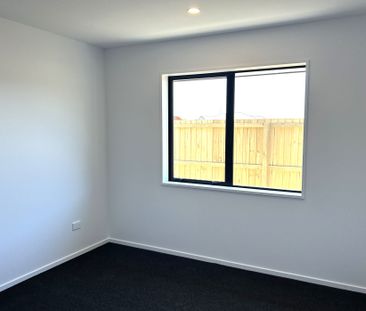 Homely in Halswell - Photo 2