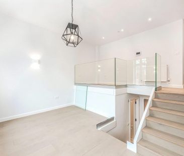 Compayne Gardens, South Hampstead, London, NW6 - Photo 2