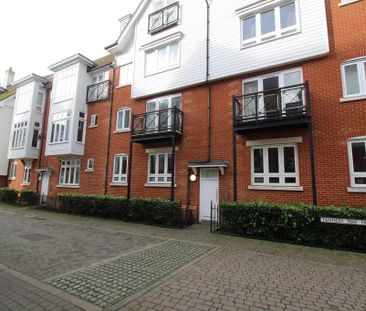 2 bedroom flat to rent - Photo 2