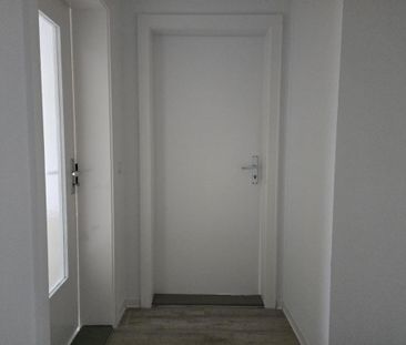 Modernisierte 2-Zimmer-Wohnung mit ca. 53m² Wohnfläche und Loggia - Foto 6
