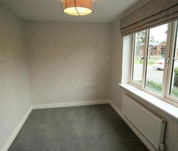 4 bedroom detached house to rent - Photo 5