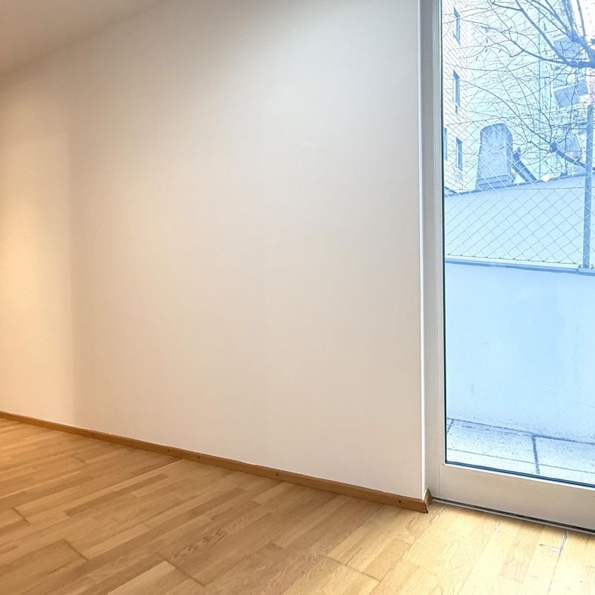 EG-Wohnung mit GARTENTERRASSE! Hofseitig und ruhig!!!! Top-Infrastruktur!!! - Photo 1