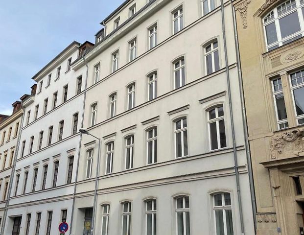 Zentrumsnah Wohnen * Maisionette * im Hinterhaus * Stellpaltz * - Photo 1