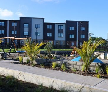 Modern 2 Bedrooms Low Maintenance - Photo 2