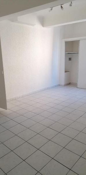 Location Appartement 1 pièce 28m² TOURVES 83170 - Photo 1