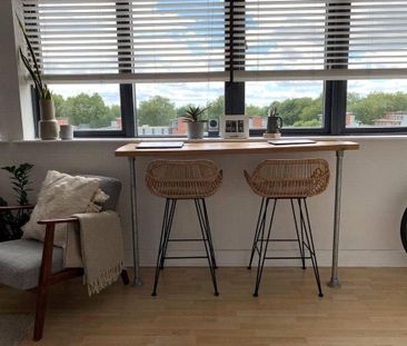 1 bedroom penthouse to rent - Photo 6