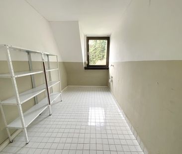 Ruhiges 3-Familienhaus sucht nette Mieter! 3,5-Zimmer Wohnung mit B... - Foto 3