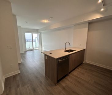 For Lease - 4130 Parkside Village Drive Unit# 2702, Mississauga, On... - Photo 4