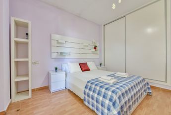 FOR RENT VILLA MORAIRA with 4 bedrooms for LONG TERM NEAR THE BEACH AND THE CITY