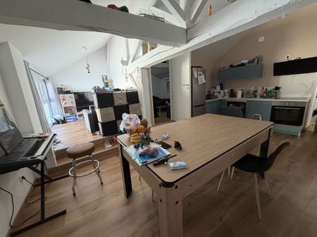 Location Appartement 2 pièces 43m² VONNAS 01540 - Photo 2