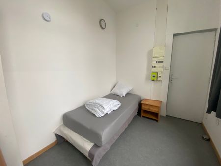 Location Appartement 1 pièce 15m² - Photo 2