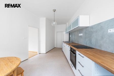 Pronájem bytu 3+1 v osobním vlastnictví 105 m², Praha 7 - Holešovice - Photo 5