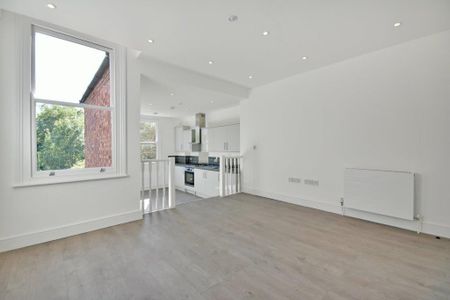 Dartmouth Road, Kilburn, NW2 4ET, London - Photo 2