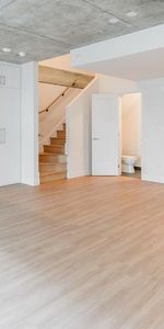 Magnifique condo de type maison de ville 4 1/2 - Photo 4