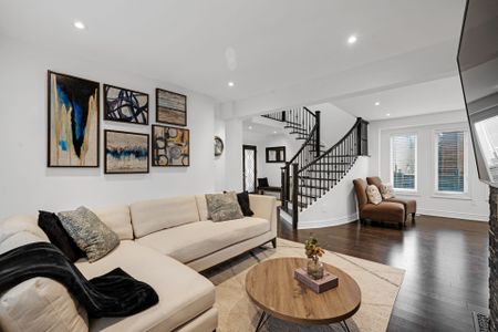 For Lease - 43 Wakely Boulevard, Caledon, Ontario - Photo 4