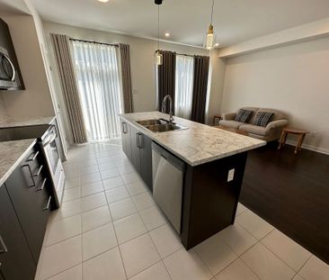 For Lease - 588 LILITH Street, Barrhaven, Ontario - Photo 6