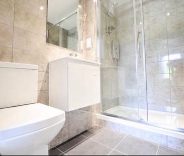 Room in a Shared Flat, Acton Lane, W3 - Photo 4