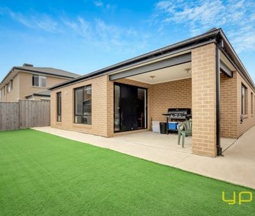 25 Merano Circuit, CRANBOURNE SOUTH - Photo 2