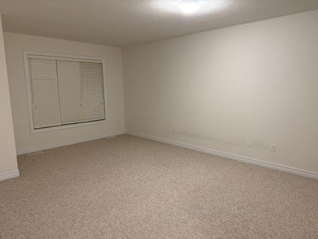 For Lease - 77 Diana Avenue Unit# 4, Brantford, Ontario - Photo 4