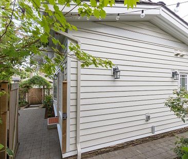 8111 CARTIER STREET, Vancouver, British Columbia - Photo 1