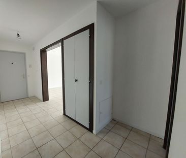 BEL APPARTEMENT 3.5PCES AVEC BALCON - Photo 4