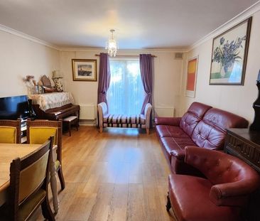 Room in a Shared House, Strawberry Terrace, N10 - Photo 3