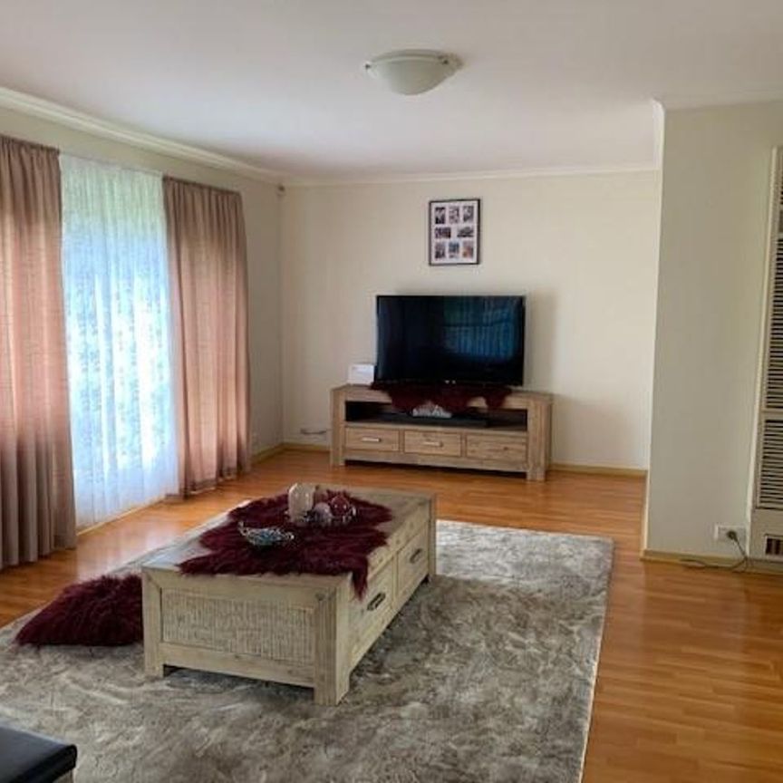 NEAT & TIDY - Photo 1