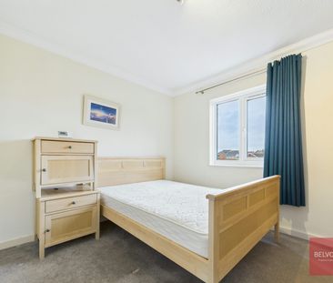 Flat to rent on - Photo 2