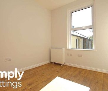 Winchester Road, Worthing, BN11 - Photo 2