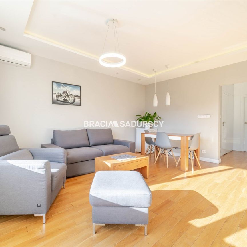 M-2 POK 49 M2 NOWA HUTA BALKON PIWNICA PREMIUM - Photo 1