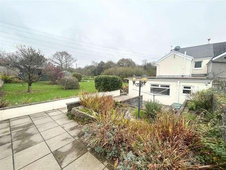 Glannant Row, Bettws, Bridgend, CF32 - Photo 3