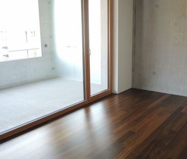 Moderne Wohnung mit Balkon und Wintergarten! - Foto 1