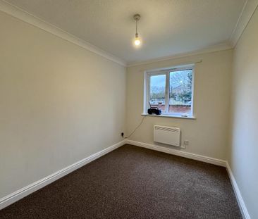2 bedroom maisonette to rent - Photo 2