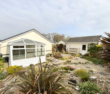 3 bedroom detached bungalow to rent - Photo 1