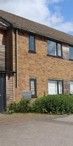 Stratton Road, Swindon - Photo 3