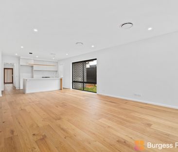 197 Robin Boyd Crescent, Taylor ACT 2913 - House For Rent | Domain - Photo 2