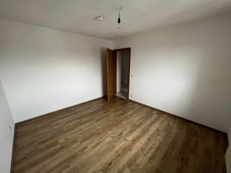 Große 2-Zimmer-Wohnung in ruhiger Lage von Benediktbeuern - Photo 3