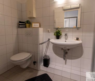 Stylisch Wohnen: Vollmöblierte 2-Zimmer-Wohnung mit Balkon - Photo 1