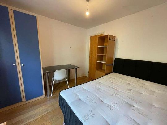 Rope Street, London, SE16 - Photo 1